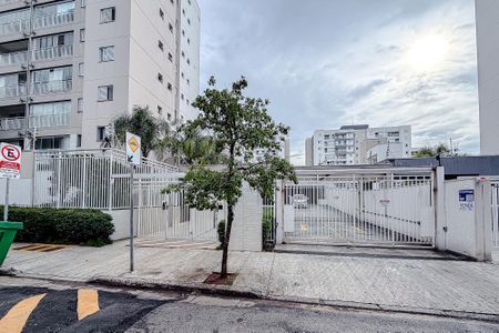 Apartamento à venda com 55m², 2 quartos e 1 vagaFachada - Plaquinha