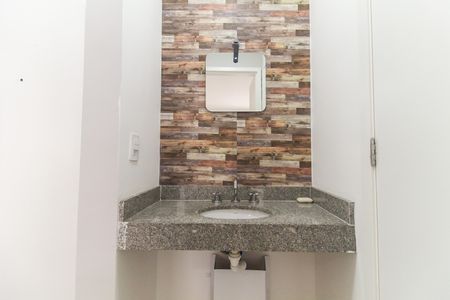 Apartamento para alugar com 33m², 2 quartos e sem vagaBanheiro