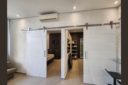 Apartamento para alugar com 86m², 2 quartos e 1 vagaSala