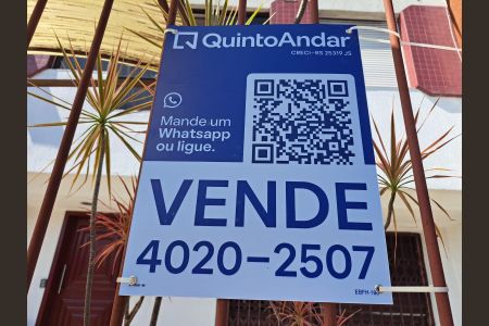Placa na Fachada de apartamento à venda com 3 quartos, 87m² em Bom Jesus, Porto Alegre