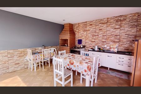 Casa para alugar com 203m², 2 quartos e 2 vagasChurrasqueira 