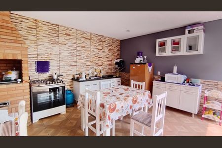 Casa para alugar com 203m², 2 quartos e 2 vagasChurrasqueira