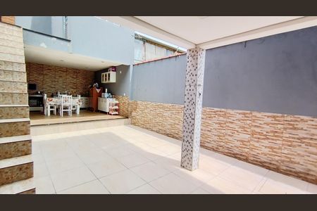 Casa para alugar com 203m², 2 quartos e 2 vagasQuintal 2