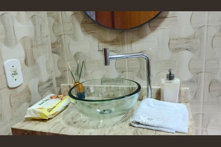 Casa para alugar com 203m², 2 quartos e 2 vagasBanheiro 1