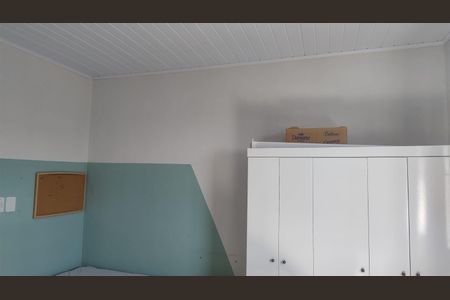Quarto de casa para alugar com 2 quartos, 80m² em Vila Olorum, Nova Iguaçu