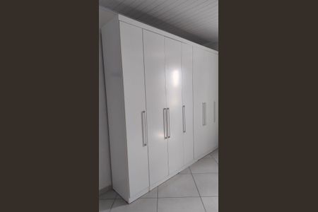 Quarto de casa para alugar com 2 quartos, 80m² em Vila Olorum, Nova Iguaçu