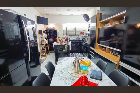 Casa para alugar com 213m², 3 quartos e 2 vagas Casa para alugar com 213m², 3 quartos e 2 vagasCozinha
