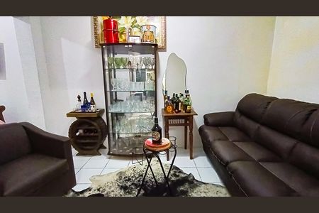 Casa para alugar com 213m², 3 quartos e 2 vagas Casa para alugar com 213m², 3 quartos e 2 vagasSala 1