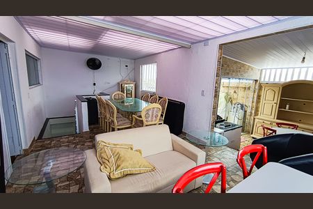 Casa para alugar com 213m², 3 quartos e 2 vagas Casa para alugar com 213m², 3 quartos e 2 vagasSala 2
