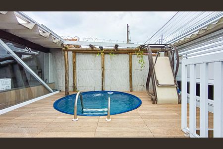 Casa para alugar com 213m², 3 quartos e 2 vagas Casa para alugar com 213m², 3 quartos e 2 vagasPiscina