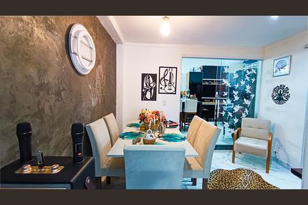 Casa para alugar com 213m², 3 quartos e 2 vagas Casa para alugar com 213m², 3 quartos e 2 vagasSala de Jantar