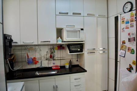Apartamento para alugar com 66m², 3 quartos e 1 vaga Apartamento para alugar com 66m², 3 quartos e 1 vagaCozinha - Detalhes Armário