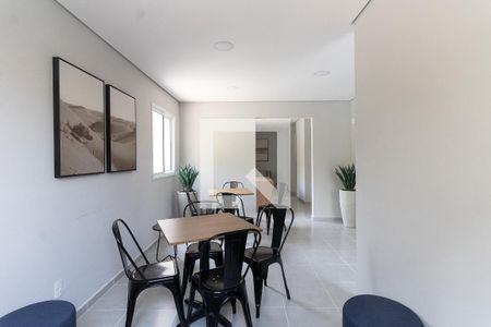 Apartamento para alugar com 35m², 2 quartos e sem vagaÁrea comum - Salão de festas