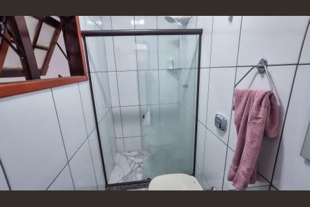 Casa para alugar com 90m², 2 quartos e 2 vagasBanheiro Social 