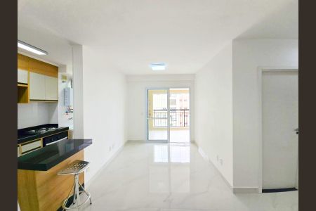Sala  de apartamento para alugar com 2 quartos, 68m² em Jardim Flor da Montanha, Guarulhos