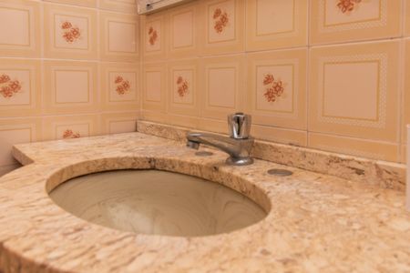 Apartamento à venda com 68m², 2 quartos e sem vagaBanheiro