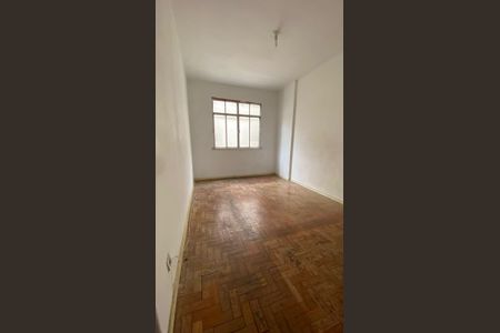 Apartamento para alugar com 150m², 3 quartos e sem vaga Apartamento para alugar com 150m², 3 quartos e sem vagaSala
