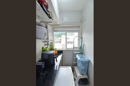 Apartamento à venda com 68m², 3 quartos e 1 vagaÁrea de Serviço