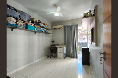 Apartamento para alugar com 75m², 2 quartos e 1 vaga Apartamento para alugar com 75m², 2 quartos e 1 vagaQuarto