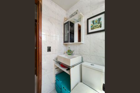 Apartamento para alugar com 75m², 2 quartos e 1 vaga Apartamento para alugar com 75m², 2 quartos e 1 vagaBanheiro Corredor