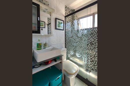 Apartamento para alugar com 75m², 2 quartos e 1 vaga Apartamento para alugar com 75m², 2 quartos e 1 vagaBanheiro Corredor