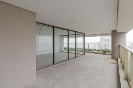 Apartamento à venda com 218m², 3 quartos e 4 vagasSacada