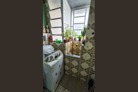 Apartamento à venda com 65m², 2 quartos e sem vagaÁrea de Serviço