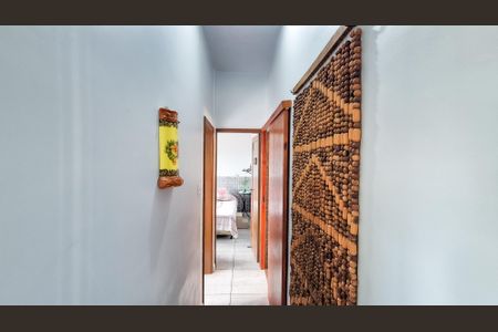 Apartamento à venda com 65m², 2 quartos e sem vagaCorredor