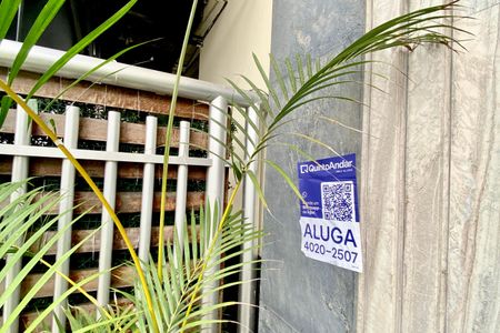 Apartamento para alugar com 60m², 2 quartos e sem vaga Apartamento para alugar com 60m², 2 quartos e sem vagaPlaca