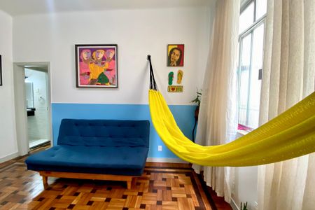 Sala  de apartamento para alugar com 2 quartos, 60m² em Copacabana, Rio de Janeiro