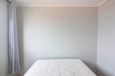 Quarto 1 de apartamento para alugar com 2 quartos, 44m² em Gávea, Uberlândia
