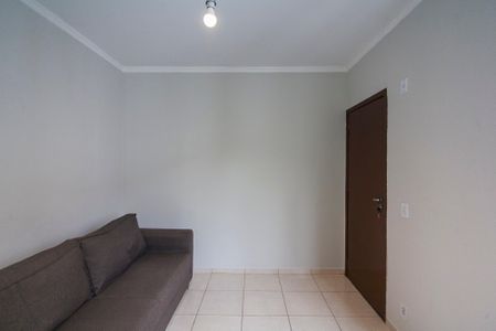 Sala de apartamento para alugar com 2 quartos, 44m² em Gávea, Uberlândia