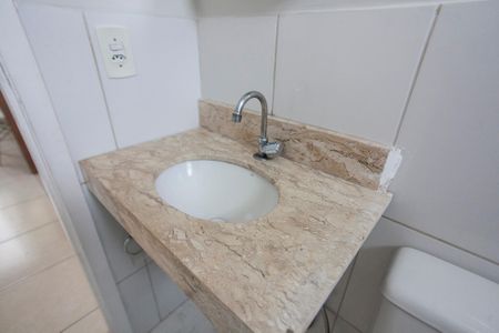 Apartamento para alugar com 44m², 2 quartos e 1 vaga Apartamento para alugar com 44m², 2 quartos e 1 vagaBanheiro