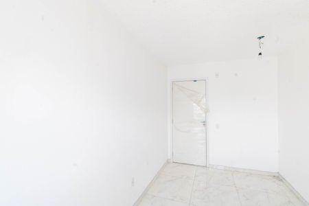 Sala de apartamento para alugar com 2 quartos, 43m² em Guaratiba, Rio de Janeiro