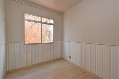Apartamento à venda com 135m², 3 quartos e 2 vagasQuarto 2
