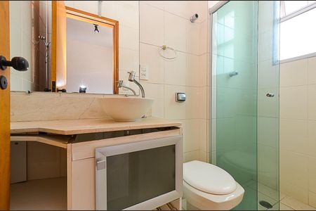 Banheiro Suíte de apartamento à venda com 3 quartos, 135m² em Palmares, Belo Horizonte