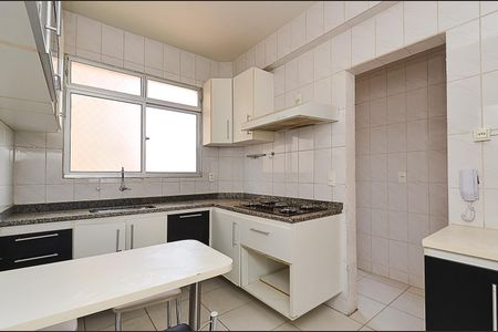 Apartamento à venda com 135m², 3 quartos e 2 vagasCozinha
