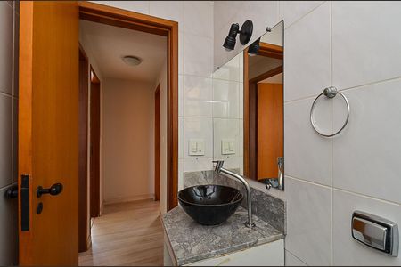 Apartamento à venda com 135m², 3 quartos e 2 vagasBanheiro Social