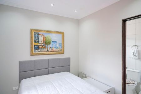 Casa à venda com 210m², 4 quartos e 2 vagasSuíte