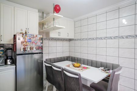 Casa à venda com 210m², 4 quartos e 2 vagasCozinha