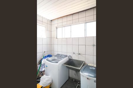 Casa à venda com 210m², 4 quartos e 2 vagasÁrea de serviço