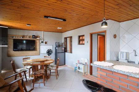 Casa à venda com 210m², 4 quartos e 2 vagasVaranda gourmet