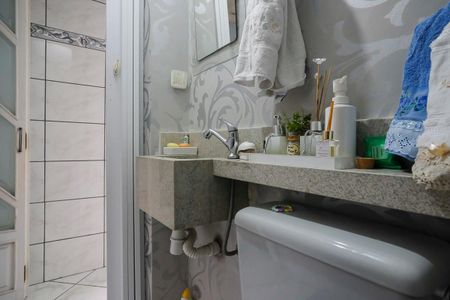 Casa à venda com 210m², 4 quartos e 2 vagasLavabo 1