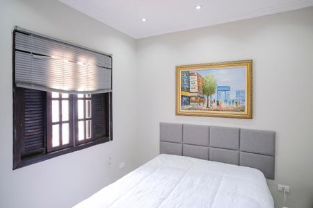 Casa à venda com 210m², 4 quartos e 2 vagasSuíte