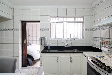 Casa à venda com 210m², 4 quartos e 2 vagasCozinha