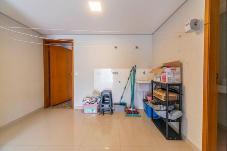 Apartamento para alugar com 95m², 2 quartos e 1 vaga Apartamento para alugar com 95m², 2 quartos e 1 vagaÁrea de Serviço