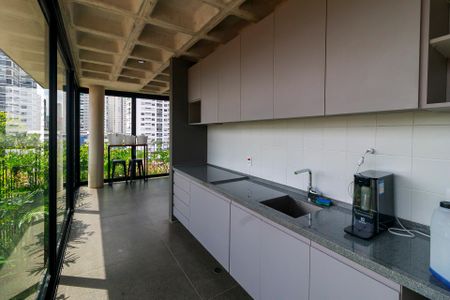 Apartamento à venda com 86m², 1 quarto e sem vaga Apartamento à venda com 86m², 1 quarto e sem vagaLavanderia