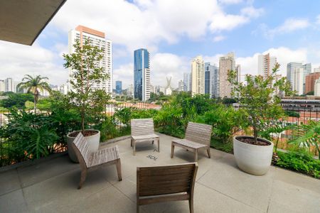 Apartamento à venda com 86m², 1 quarto e sem vaga Apartamento à venda com 86m², 1 quarto e sem vagaSolário