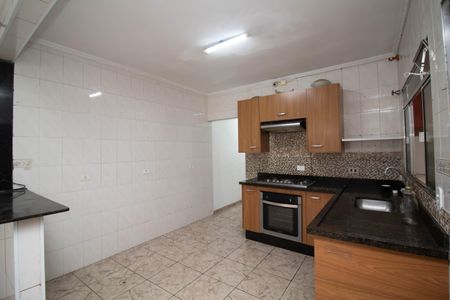 Casa à venda com 190m², 3 quartos e 2 vagas Casa à venda com 190m², 3 quartos e 2 vagasCozinha