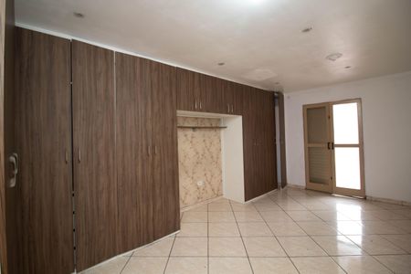 Casa à venda com 190m², 3 quartos e 2 vagas Casa à venda com 190m², 3 quartos e 2 vagasQuarto - 4 Suíte